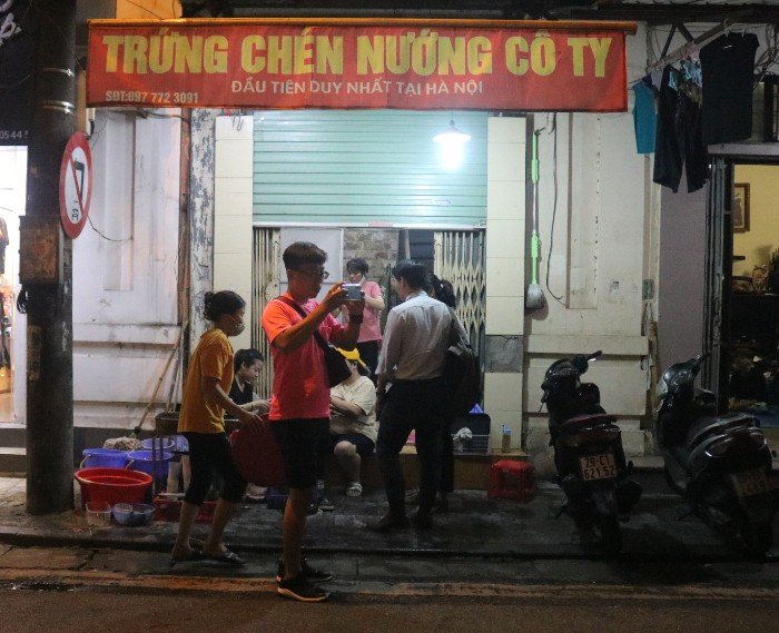 trung chen nuong co ty - vietnamese street food