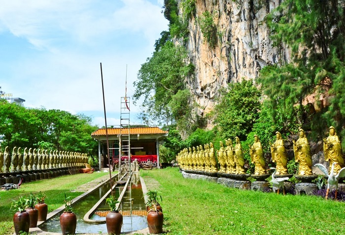Kwan-Yin-Tong-Temple- list-of-things-to-do-in-ipoh-perak-malaysia