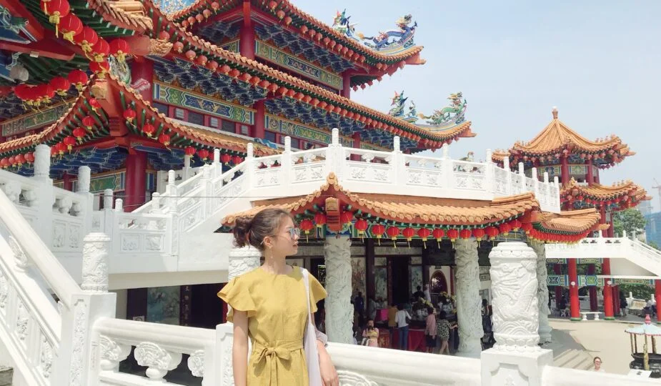 thean-hou-temple-parking-inside-history-entrance-fee-how-to-get-there-from-kl-sentral-photography-by-train-chinese-new-year-dress-code-opening-hours-fortune-telling-kl-travel-blog-guide-things-to-do- di -chuyen-tu-san-bay-kuala-lumpur-den-trung-tam