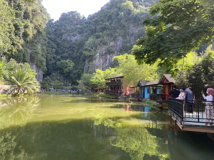 qing-xin-ling-famous-attraction-in-ipoh