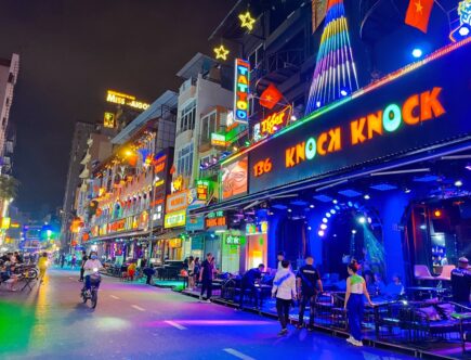 ho-chi-minh-travel-blog-saigon-trip-best-time-to-visit-travel-tips-how-to-get-around-day-trip-things-to-do-attractions-itinerary-saigon