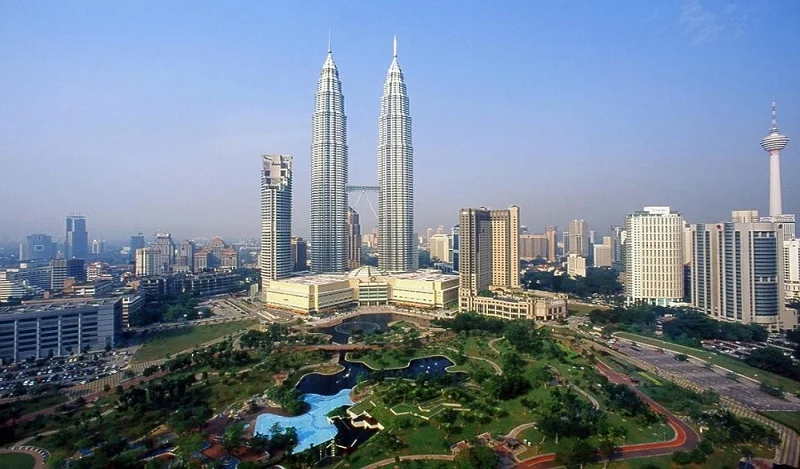 choi-gi-o-kuala-lumpur-dia-diem-du-lich-malaysia