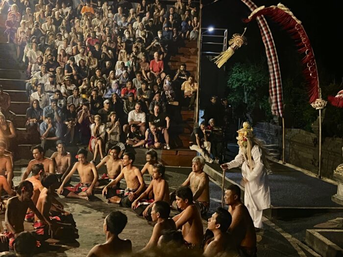 Kecak-fire-dance-tickets-uluwatu-temple-bali-indonesia-ticket-harga