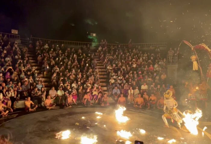 Kecak-fire-dance-tickets-uluwatu-temple-bali-indonesia-ticket-harga