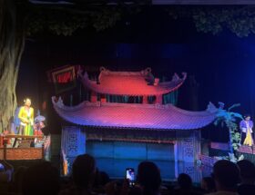water-puppet-show-thang-long-hanoi-vietnam