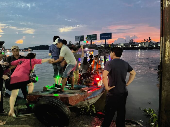 can-tho-floating-market-by-yourself-blog-time-cai-rang-floating-market-price-travel