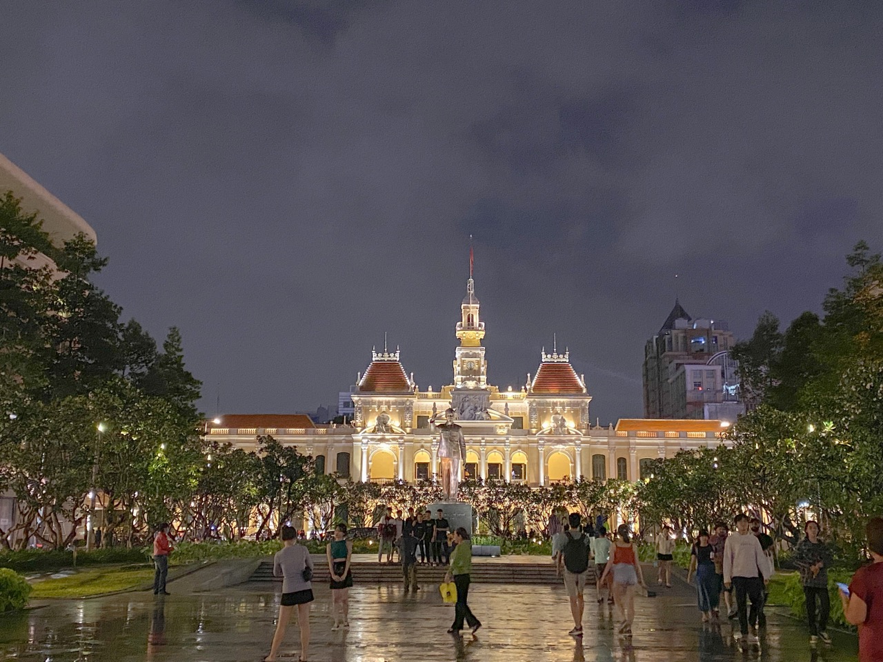 best-things-to-do-in-saigon-ho-chi-minh-city-vietnam-tourist-attractions-places-to-visit-at-night-blog