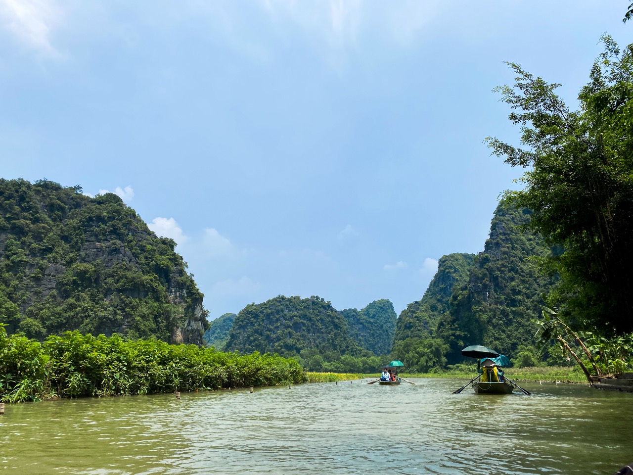 Hanoi to Ninh Binh by Bus or Train? - Honest Guide 2024 - Where is Mai