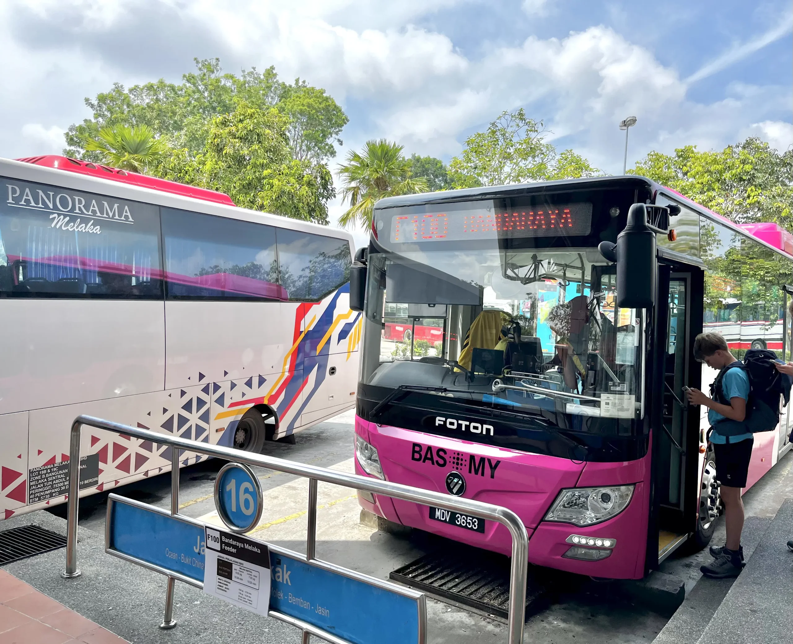how to go from kuala lumpur to melaka by bus - kl to malacca