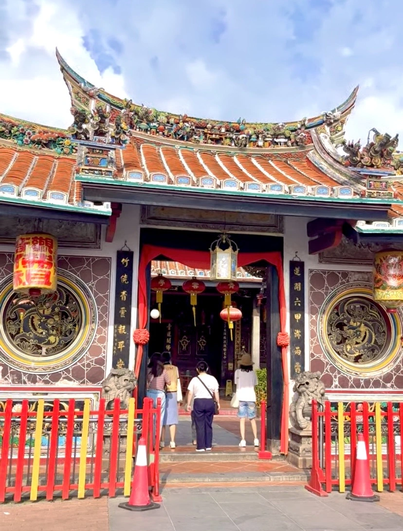 free things to do in melaka - explore Chen Hoon Teng temple